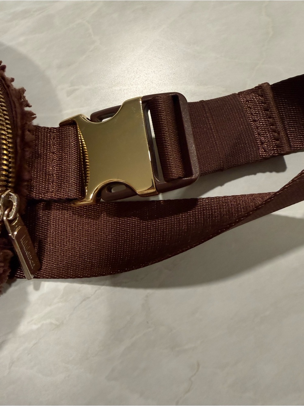 Lululemon Everywhere Belt Bag 1L Fleece - Picture 3 of 6